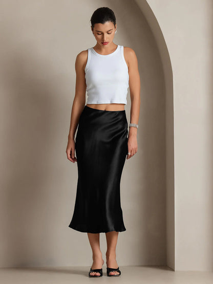 CLASSIC AND ELEGANT SILK SKIRT