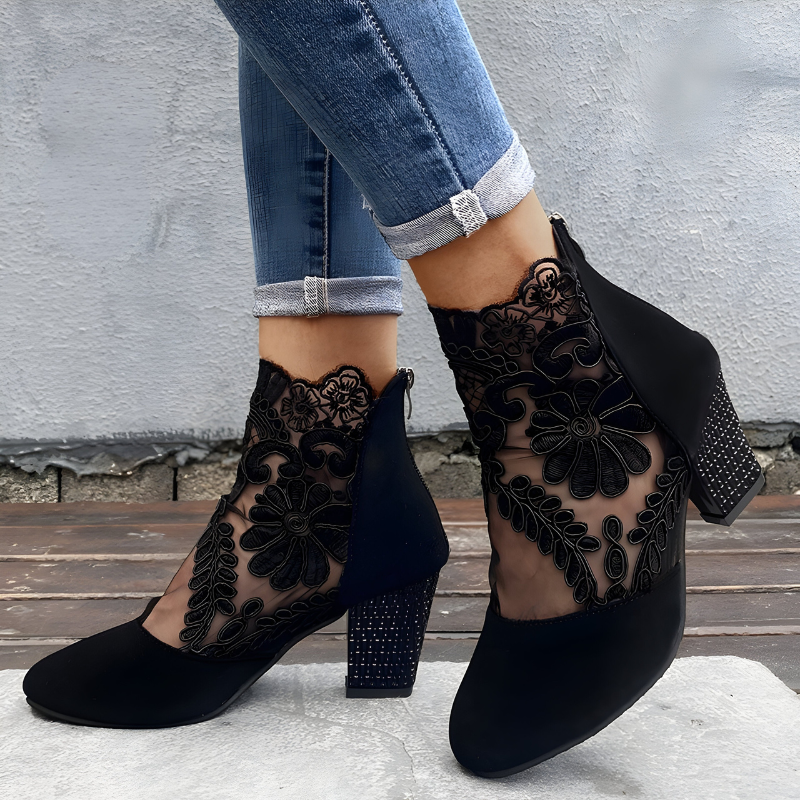 Matilda | Breathable orthopaedic block heel shoes
