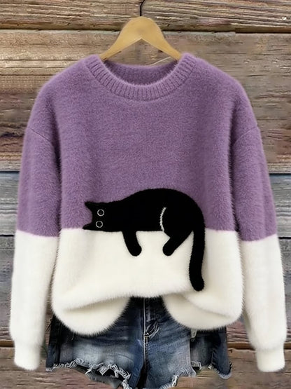 Cristina | Elegant Oversized Sweater with a Cat