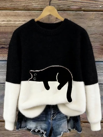 Cristina | Elegant Oversized Sweater with a Cat
