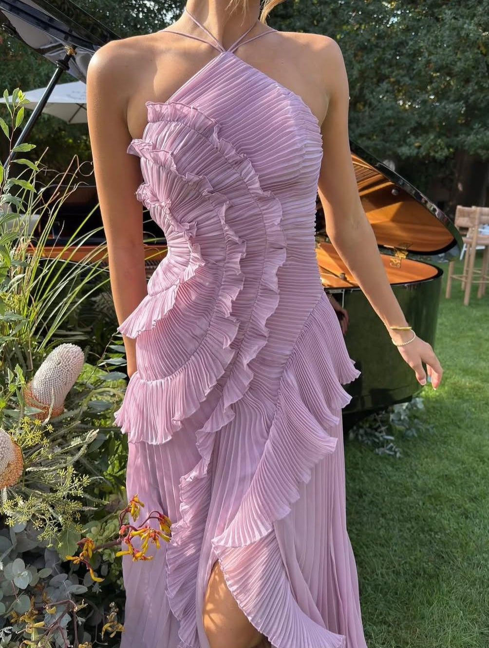ALMA™ I LIMITED EDITION RUFFLE DRESS