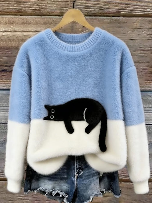 Cristina | Elegant Oversized Sweater with a Cat