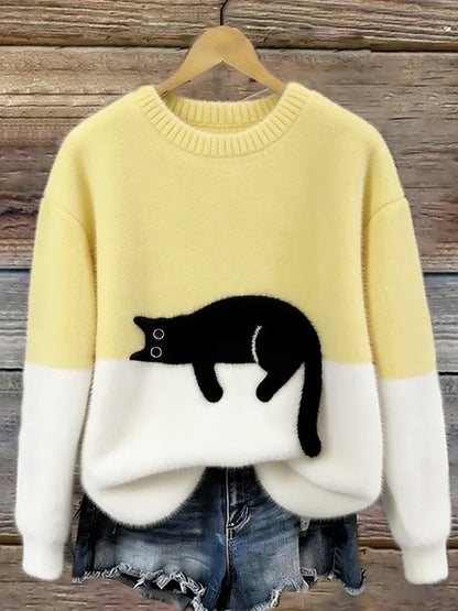 Cristina | Elegant Oversized Sweater with a Cat