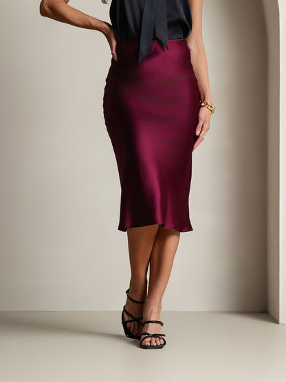 CLASSIC AND ELEGANT SILK SKIRT