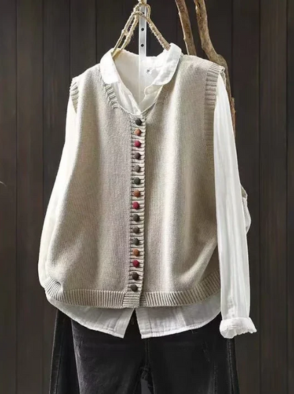 KNIT SLEEVELESS VEST