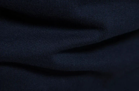ZIP-UP SWEATER