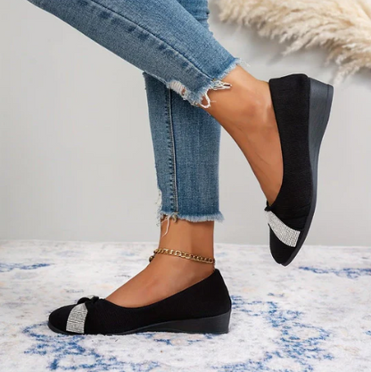 LIGHTWEIGHT AND MODERN WEDGE SHOES