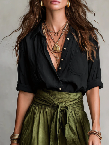 Catalina ™| Two-piece set: black shirt and olive green midi skirt