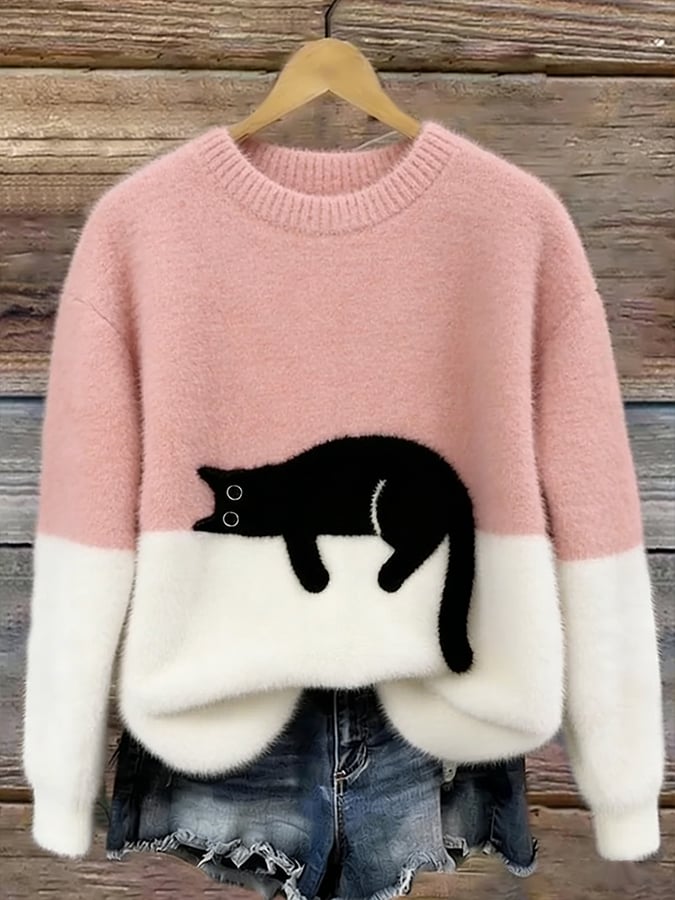 Cristina | Elegant Oversized Sweater with a Cat
