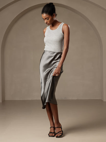 CLASSIC AND ELEGANT SILK SKIRT