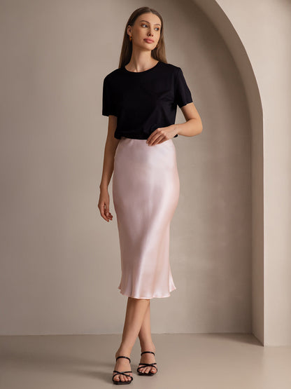CLASSIC AND ELEGANT SILK SKIRT
