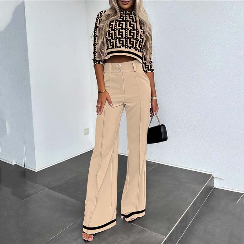 Elegant Set: Top and wide-leg trousers