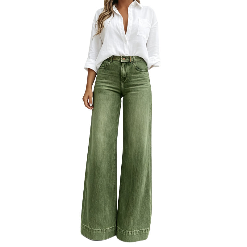 Lucia | Flare Jeans that Slim and Elongate the Figure