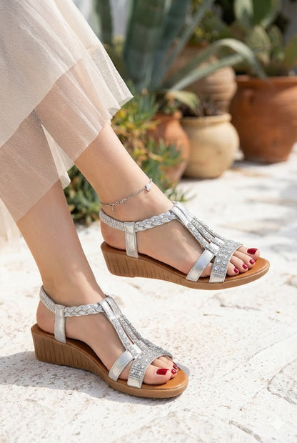 SHINY SUMMER SANDALS